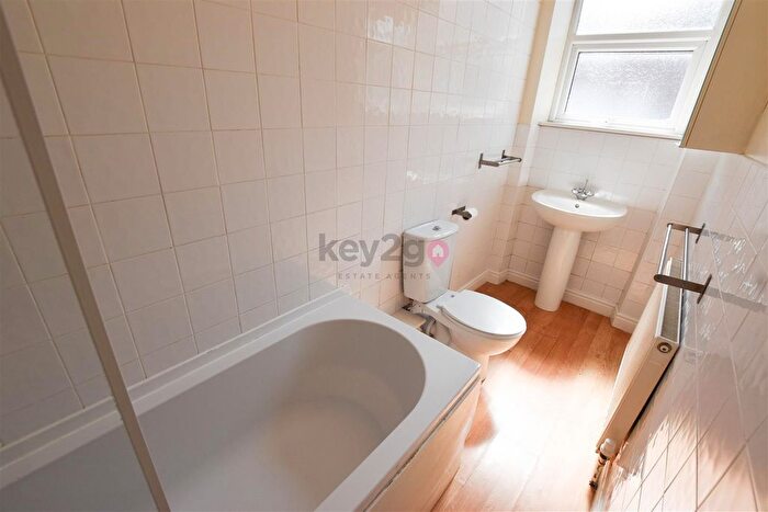 1 Bedroom Flat To Rent In Cadman Street, Mosborough, S20