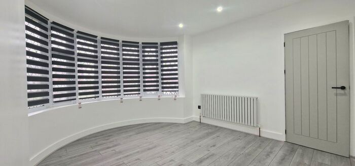 3 Bedroom Property To Rent In Hazelwood Lane, Abbots Langley, WD5