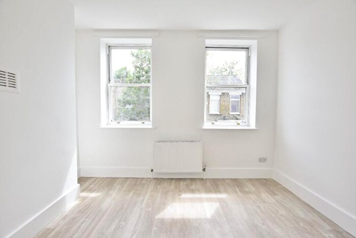 2 Bedroom Terraced House To Rent In Suffolk Street, Forest Gate, E7