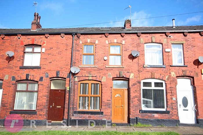 3 Bedroom Terraced House To Rent In Rouse Street, Sudden, Rochdale, OL11
