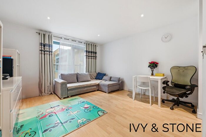 1 Bedroom Apartment For Sale In Westgate Apartments, Western Gateway, London, Greater London, E16