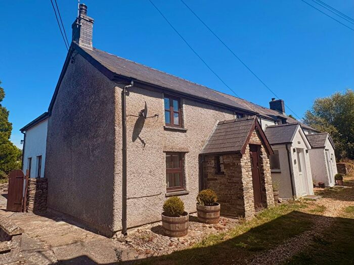 3 Bedroom End Terrace House For Sale In Pontrhydfendigaid, SY25