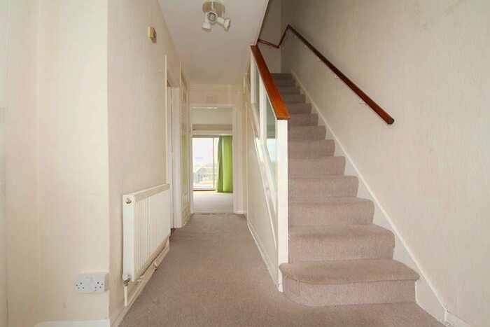 2 Bedroom Maisonette To Rent In Manor Court, Manorgate Road, Norbiton, Kingston Upon Thames, KT2