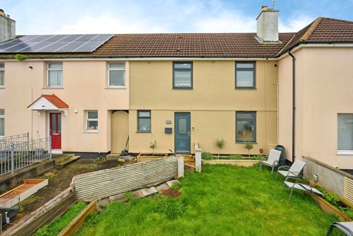 3 Bedroom Terraced House For Sale In Holmes Avenue, Plymouth, Devon, PL3
