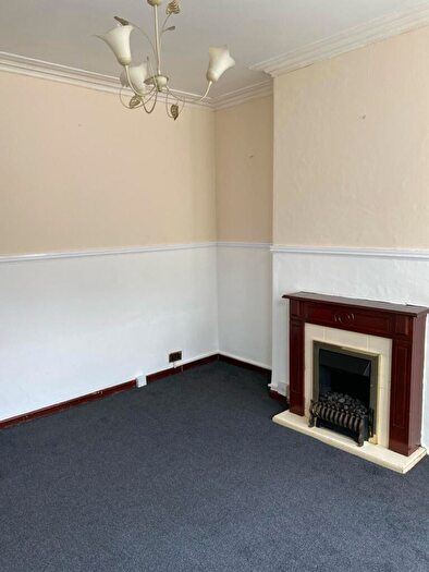 3 Bedroom Terraced House To Rent In Cross Road, Foleshill, Coventry, CV6