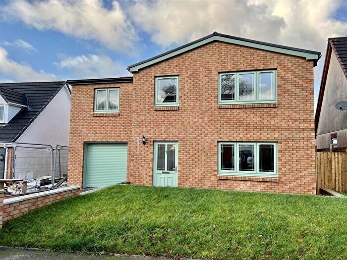 4 Bedroom Detached House For Sale In Gwaun Henllan, Ammanford, SA18