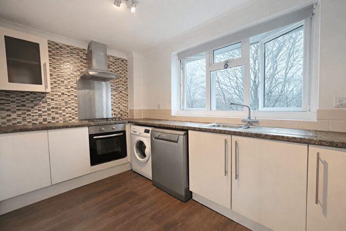 1 Bedroom Flat To Rent In London, CR5