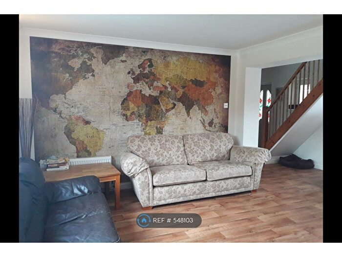 3 Bedroom Semi-Detached House To Rent In Walden Cottages, Guildford, GU3