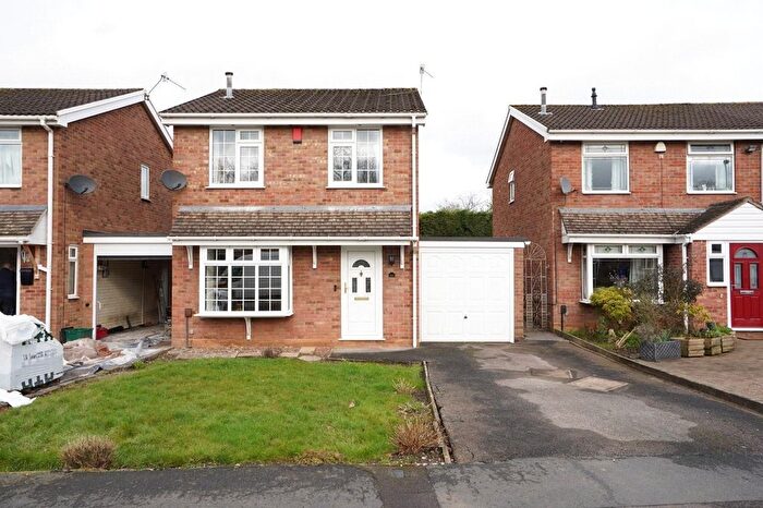 3 Bedroom Detached House For Sale In Pacific Road, Stoke-On-Trent, Staffordshire, ST4