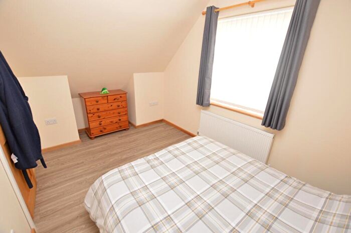 1 Bedroom Detached House To Rent In Hastings Road, Prettgate, CO3