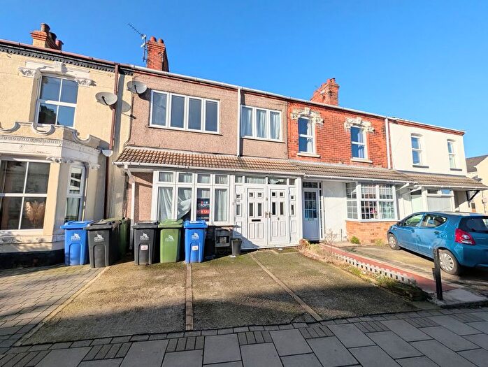 3 Bedroom Terraced House For Sale In Mill Road, Cleethorpes, DN35