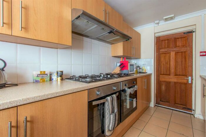 7 Bedroom Private Hall To Rent In Gordon Road, Cathays, CF24