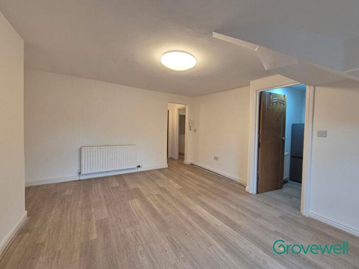 1 Bedroom Flat To Rent In Bennett Road, Manchester, M8