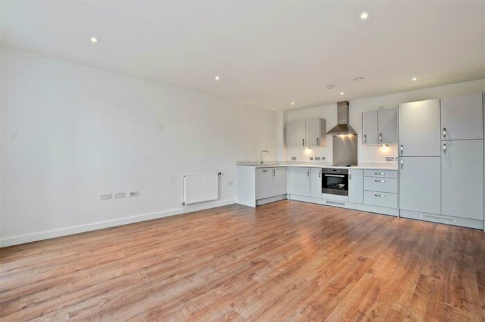 2 Bedroom Apartment To Rent In - Pinner Road, Harrow, HA1