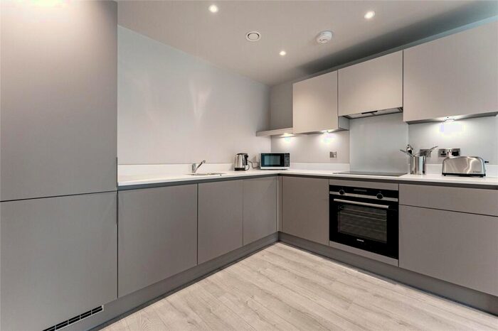 1 Bedroom Apartment To Rent In St Martins Place, Broad Street, Birmingham, West Midlands, B15