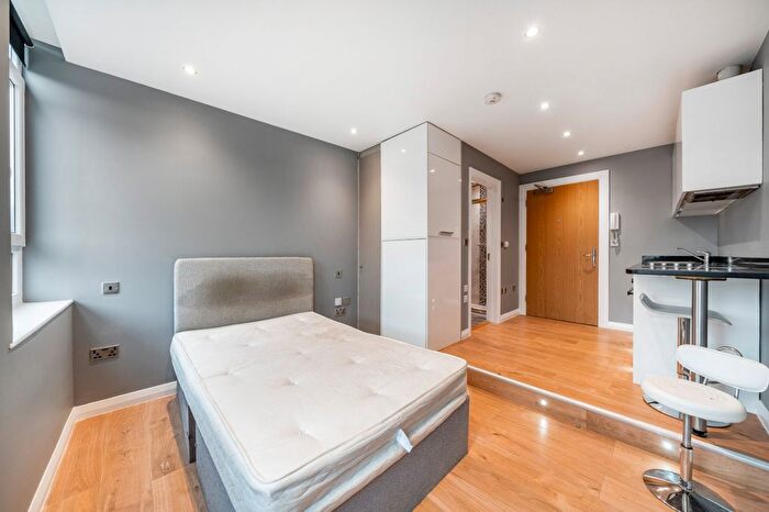 Studio To Rent In Mercia Grove, London, SE13