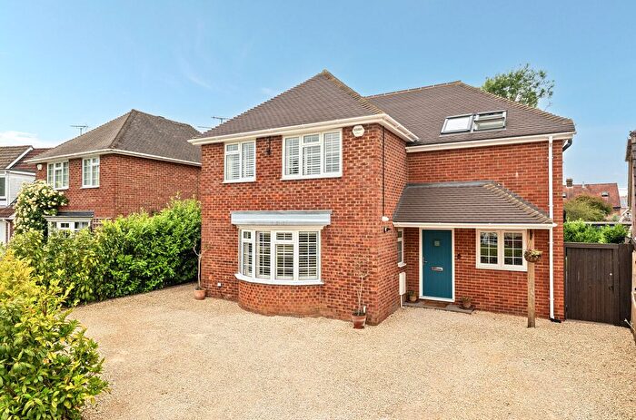 5 Bedroom Detached House For Sale In Chiddingfold, Godalming, GU8