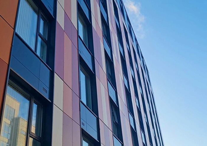 Studio To Rent In Cardinal Court, Oldham, OL1