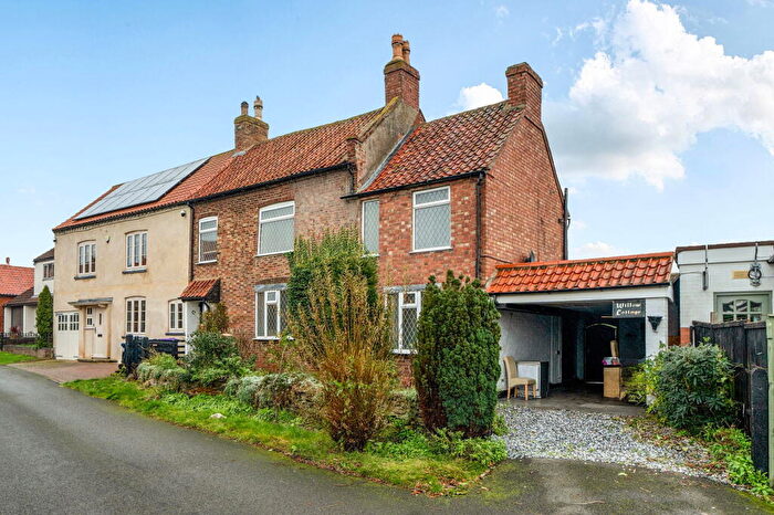 3 Bedroom Semi-Detached House For Sale In Willow Cottage, Granby, NG13