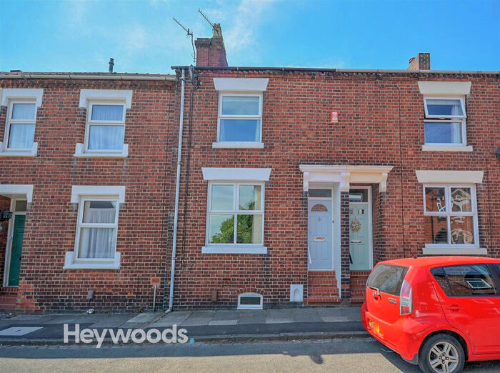 3 Bedroom Terraced House To Rent In Richmond Street, Penkhull, Stoke-on-Trent, ST4