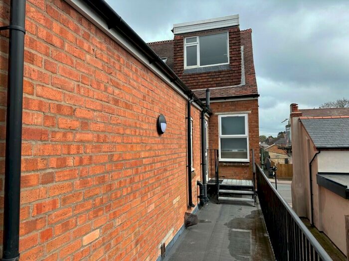 1 Bedroom Apartment To Rent In Stratford Road, Shirley, Solihull, B90