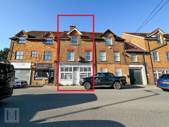 3 Bedroom Terraced House To Rent In High Street, Iver, SL0