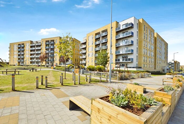 2 Bedroom Flat For Sale In Sackett Road, Barking, IG11