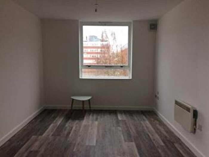 1 Bedroom Flat To Rent In Archer House, Stockport, SK1
