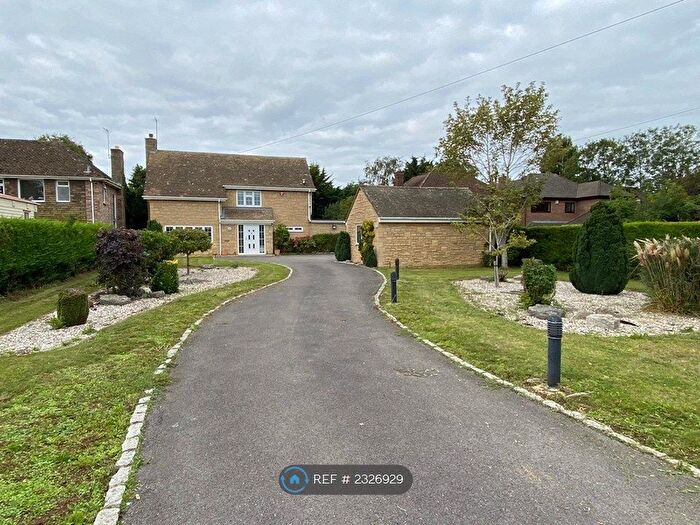 3 Bedroom Detached House To Rent In Lamborough Hill, Wootton, Abingdon, OX13