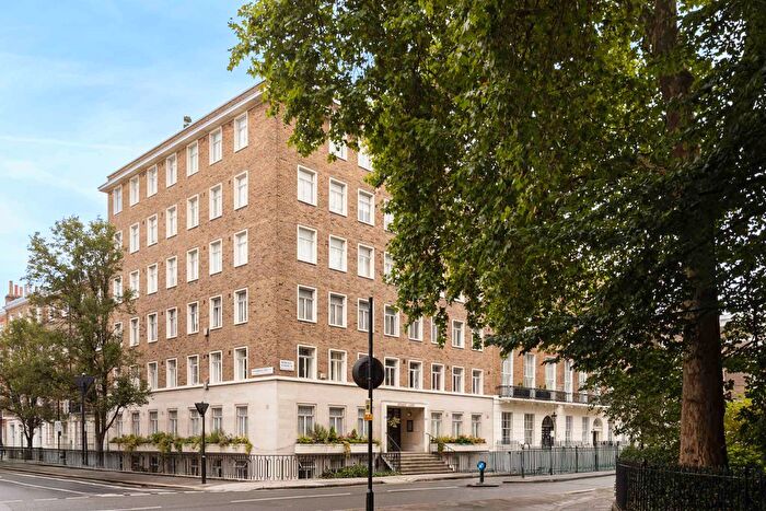4 Bedroom Flat For Sale In Montagu Square, London, W1H