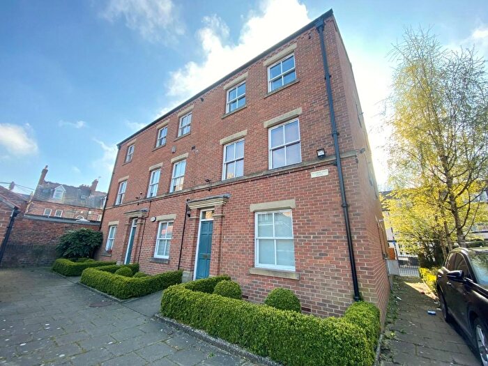 1 Bedroom Flat To Rent In St. Gilesgate, Gillygate, York, North Yorkshire, YO31