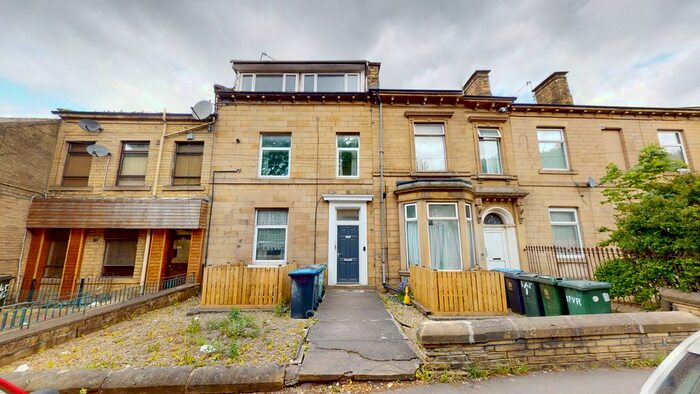 1 Bedroom Flat To Rent In Otley Road, Undercliffe, BD3