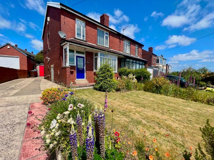 3 Bedroom Semi-Detached House To Rent In Raikes Lane, Birstall, Batley, WF17