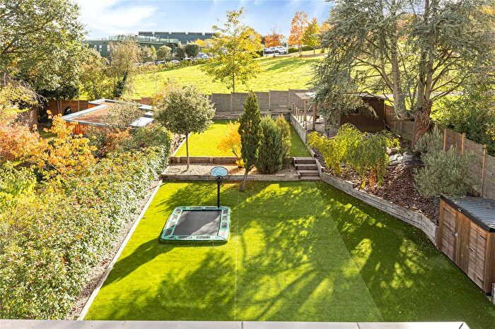 6 Bedroom Detached House For Sale In Bathgate Road, Wimbledon, London, SW19