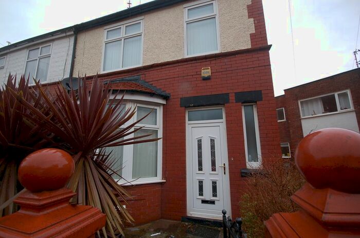 4 Bedroom End Of Terrace House To Rent In Silverwood Avenue, Blackpool, FY4
