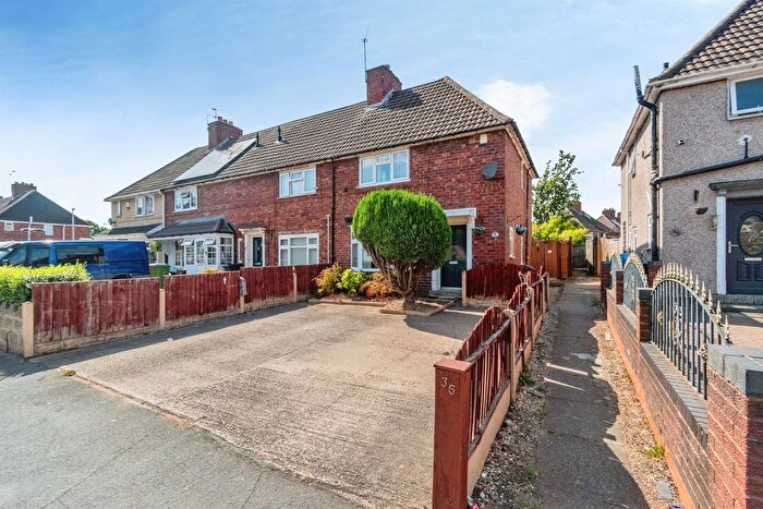 3 Bedroom End Terrace House For Sale In Manor Road, Wednesbury, WS10