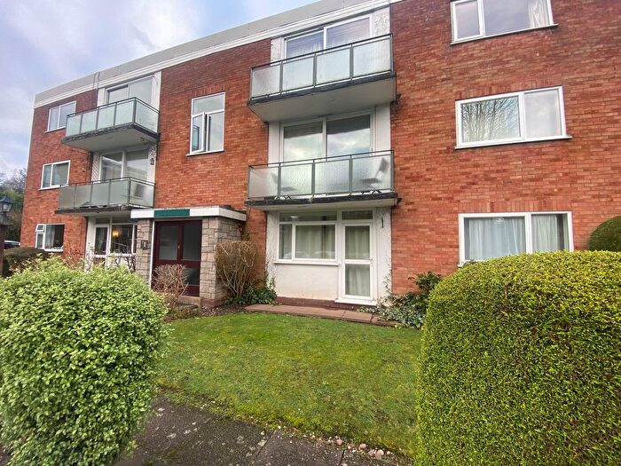 2 Bedroom Flat To Rent In Eastmoor Close, Sutton Coldfield, B74