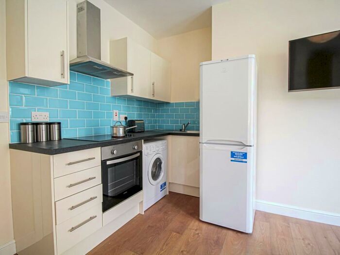 Studio To Rent In East Parade, Harrogate, North Yorkshire, HG1