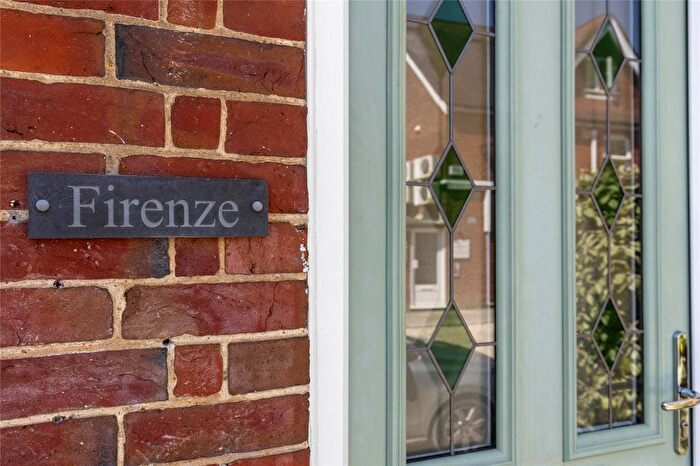 2 Bedroom Flat For Sale In Firenze, Bepton Road, GU29