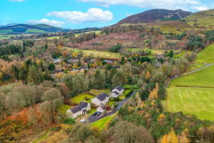 5 Bedroom Detached House For Sale In Glenvale, Roberton Mains, Dolphinton, West Linton, EH46