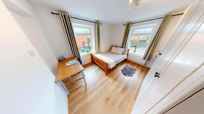 5 Bedroom Flat To Rent In Flat B, A Colville Street, NG1