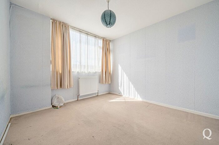 3 Bedroom End Of Terrace House For Sale In Harkness Court, Sittingbourne, Kent, ME10