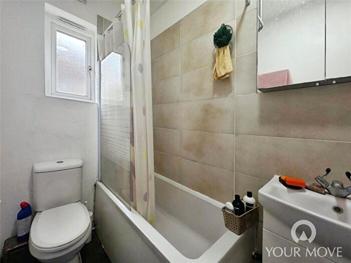 1 Bedroom Property To Rent In Edwin Street, Gravesend, Kent, DA12