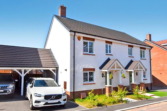 3 Bedroom Semi-Detached House To Rent In Fieldfare Crescent, Exmouth, EX8