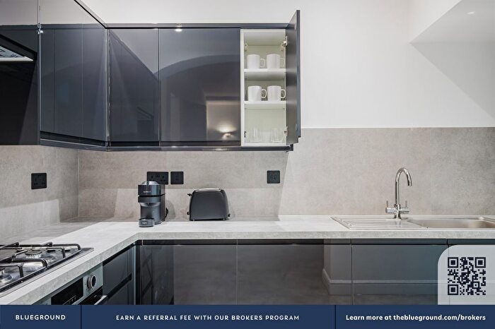 2 Bedroom Flat To Rent In Clerkenwell, London, EC1V