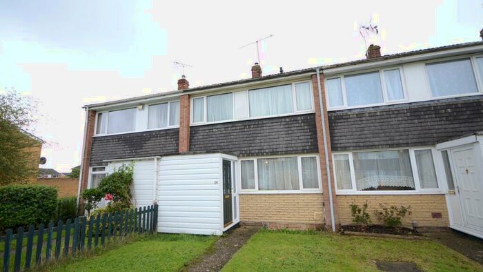 2 Bedroom Terraced House To Rent In Bromley Walk, RG30