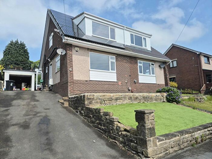 3 Bedroom Semi-Detached House To Rent In Higher Brockwell, Sowerby Bridge, HX6