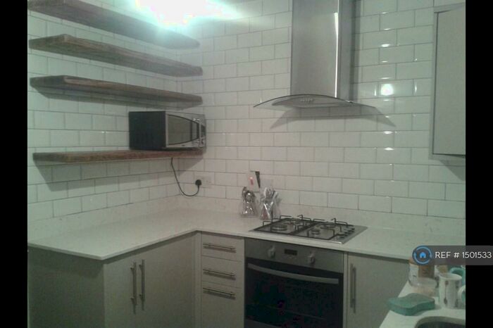 2 Bedroom Flat To Rent In Harringay Ladder, London, N4