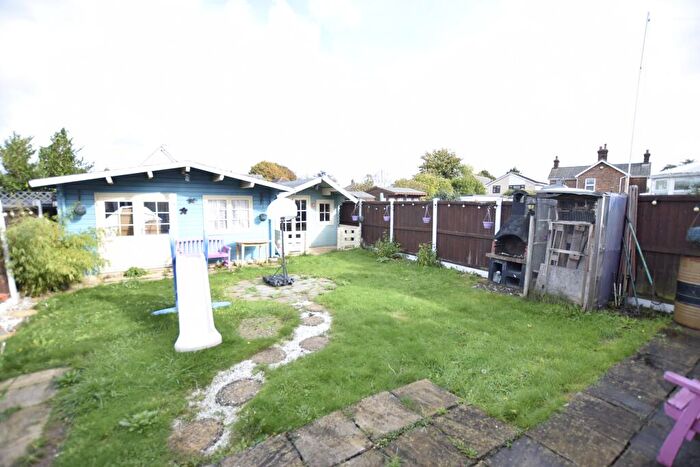 5 Bedroom Bungalow To Rent In Bascott Road, Bournemouth, BH11