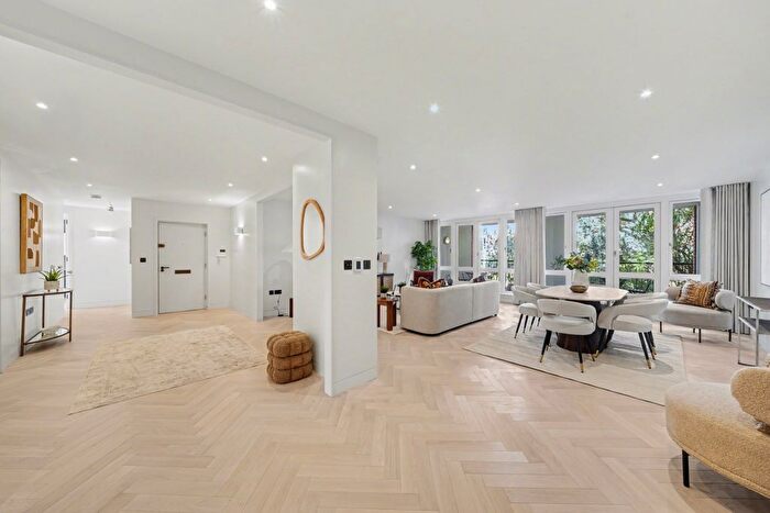 3 Bedroom Flat For Sale In Westfield, Kidderpore Avenue, Hampstead, London, NW3